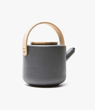 Load image into Gallery viewer, Quisque Teapot
