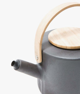 Quisque Teapot