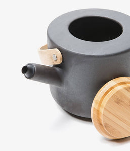 Quisque Teapot